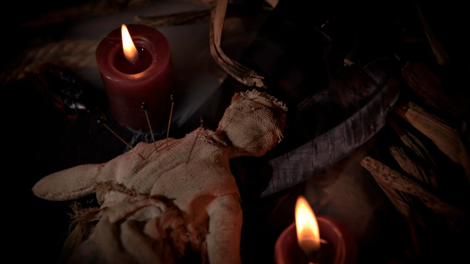 Amarres de amor magia blanca vs magia negra